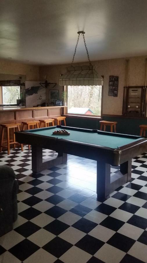 Kodiak Russian River Lodge Екстер'єр фото
