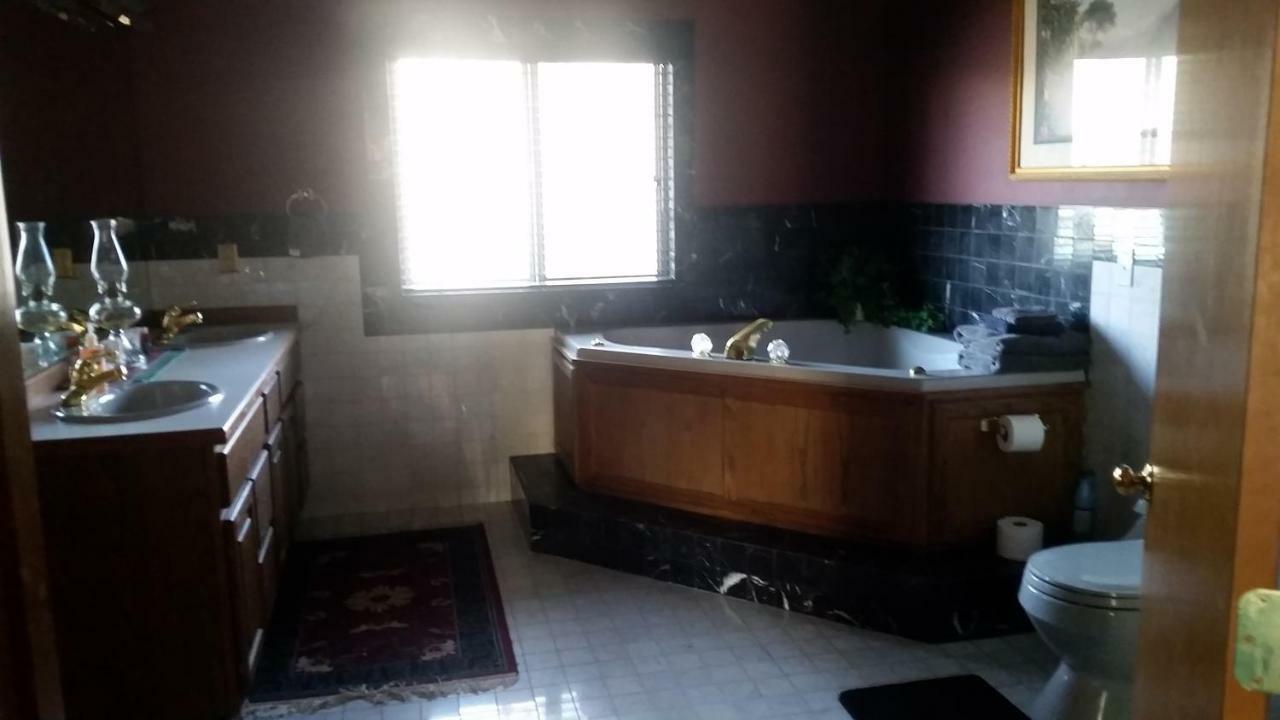 Kodiak Russian River Lodge Екстер'єр фото
