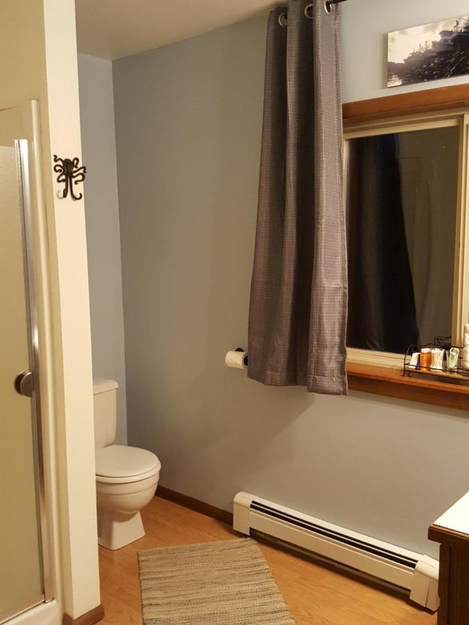 Kodiak Russian River Lodge Екстер'єр фото